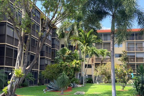 Condominio en venta en Pompano Beach, Florida, 1 dormitorio, 70.61 m2 № 2249626 - foto 15