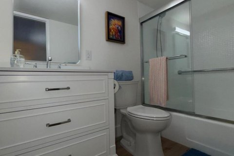 Condominio en venta en Pompano Beach, Florida, 1 dormitorio, 70.61 m2 № 2249626 - foto 10