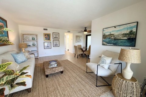 Condominio en venta en Pompano Beach, Florida, 1 dormitorio, 70.61 m2 № 2249626 - foto 2