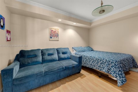 Condominio en venta en Miami, Florida, 1 dormitorio, 111.48 m2 № 2012799 - foto 12