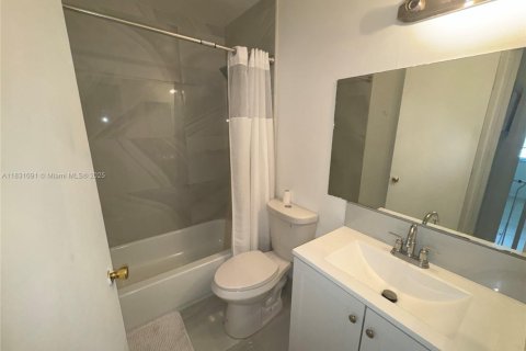 Touwnhouse à vendre à Pompano Beach, Floride: 3 chambres, 132.66 m2 № 1808962 - photo 18