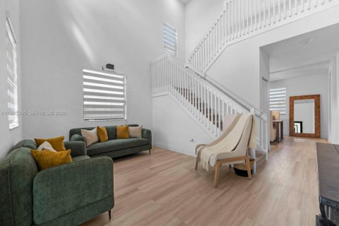 Casa en venta en Homestead, Florida, 4 dormitorios, 241.36 m2 № 2046965 - foto 8