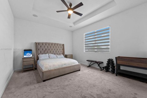 Casa en venta en Homestead, Florida, 4 dormitorios, 241.36 m2 № 2046965 - foto 30