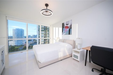 Condo in Miami, Florida, 2 bedrooms  № 1952450 - photo 6