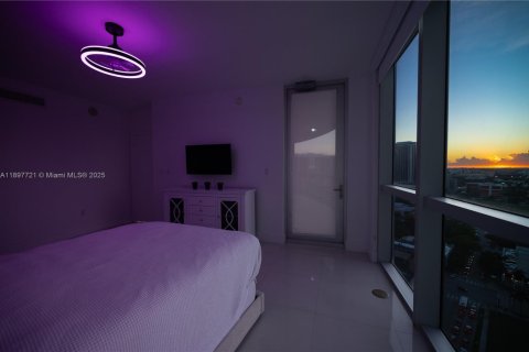 Condo in Miami, Florida, 2 bedrooms  № 1952450 - photo 20