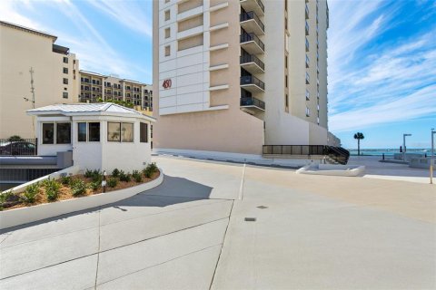 Copropriété à vendre à Clearwater, Floride: 2 chambres, 117.43 m2 № 2391153 - photo 2