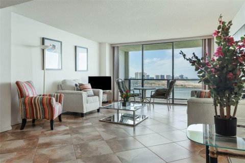 Copropriété à vendre à Clearwater, Floride: 2 chambres, 117.43 m2 № 2391153 - photo 9