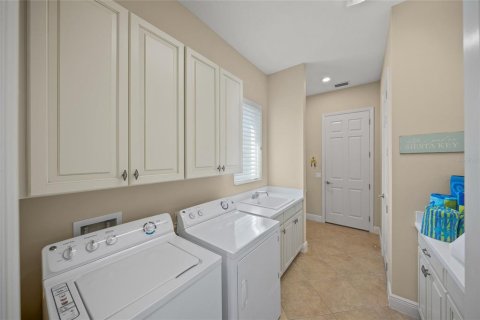 Villa ou maison à louer à Lakewood Ranch, Floride: 3 chambres, 260.22 m2 № 2381035 - photo 27