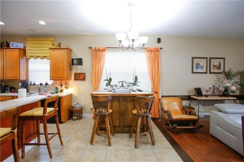 Villa ou maison à louer à Orlando, Floride: 4 chambres, 236.99 m2 № 1853035 - photo 8