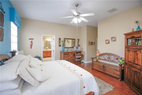 Villa ou maison à louer à Orlando, Floride: 4 chambres, 236.99 m2 № 1853035 - photo 13