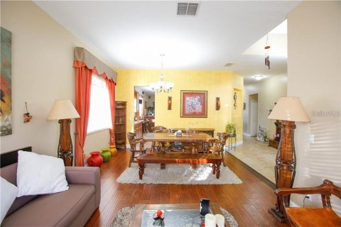 Villa ou maison à louer à Orlando, Floride: 4 chambres, 236.99 m2 № 1853035 - photo 4