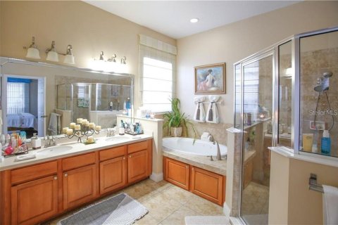Villa ou maison à louer à Orlando, Floride: 4 chambres, 236.99 m2 № 1853035 - photo 15