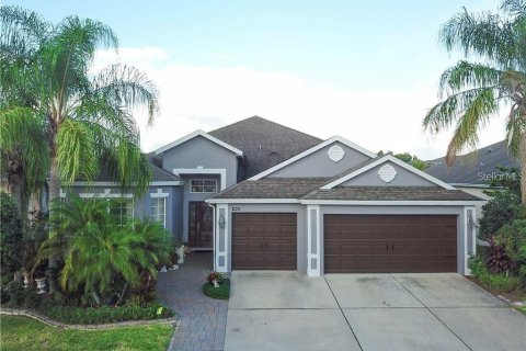 Villa ou maison à louer à Orlando, Floride: 4 chambres, 236.99 m2 № 1853035 - photo 1