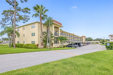 Condominio en venta en Dunedin, Florida, 1 dormitorio, 85.01 m2 № 1854693 - foto 1
