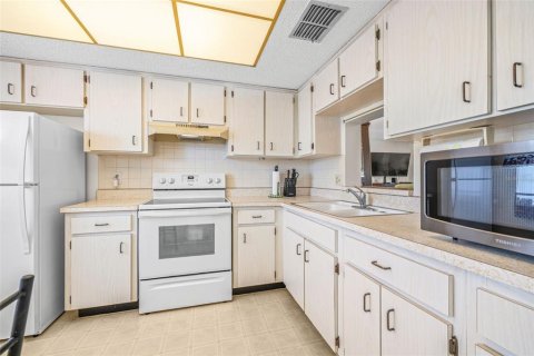 Condominio en venta en Dunedin, Florida, 1 dormitorio, 85.01 m2 № 1854693 - foto 7