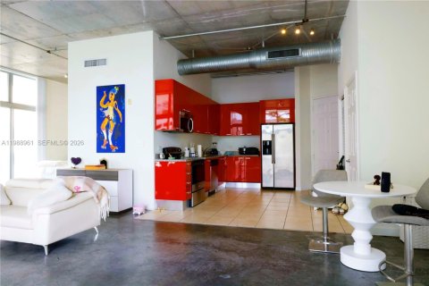 Condo in Hollywood, Florida, 1 bedroom  № 2050750 - photo 13
