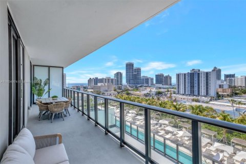 Condo in Miami Beach, Florida, 2 bedrooms  № 1727790 - photo 7