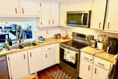 Copropriété à vendre à Weston, Floride: 2 chambres, 120.03 m2 № 2058088 - photo 5