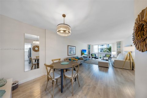 Купить кондоминиум в Майами-Бич, Флорида 1 спальня, 78.97м2, № 2037334 - фото 6