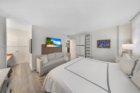 Купить кондоминиум в Майами-Бич, Флорида 1 спальня, 78.97м2, № 2037334 - фото 23