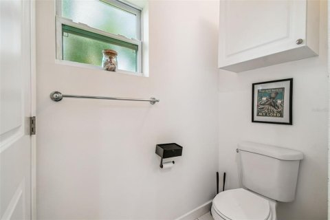 House in Holiday, Florida 3 bedrooms, 132.39 sq.m. № 1852567 - photo 22