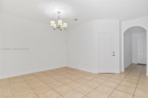 Townhouse in Miami, Florida 3 bedrooms, 150.22 sq.m. № 2067440 - photo 9