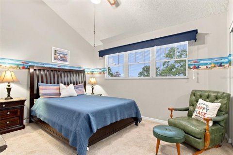 Condo in Palm Harbor, Florida, 2 bedrooms  № 2285211 - photo 25