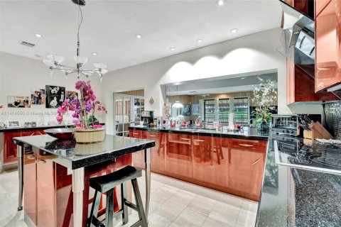 Villa ou maison à vendre à Coral Gables, Floride: 5 chambres, 373.84 m2 № 1935455 - photo 8