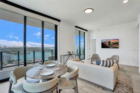 Copropriété à vendre à Miami Beach, Floride: 2 chambres, 92.44 m2 № 2014312 - photo 3