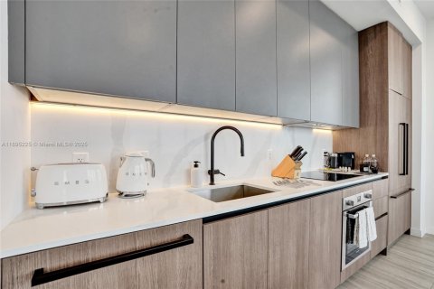 Copropriété à vendre à Miami Beach, Floride: 2 chambres, 92.44 m2 № 2014312 - photo 4