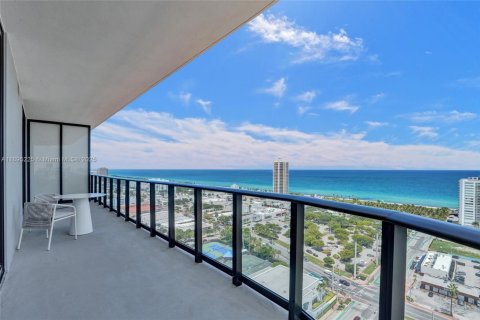 Copropriété à vendre à Miami Beach, Floride: 2 chambres, 92.44 m2 № 2014312 - photo 8
