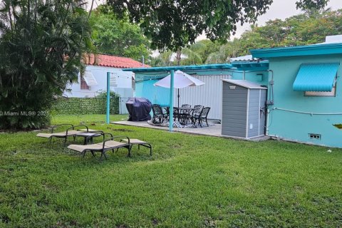 Villa ou maison à louer à Hollywood, Floride: 1 chambre, 55.74 m2 № 1842883 - photo 12