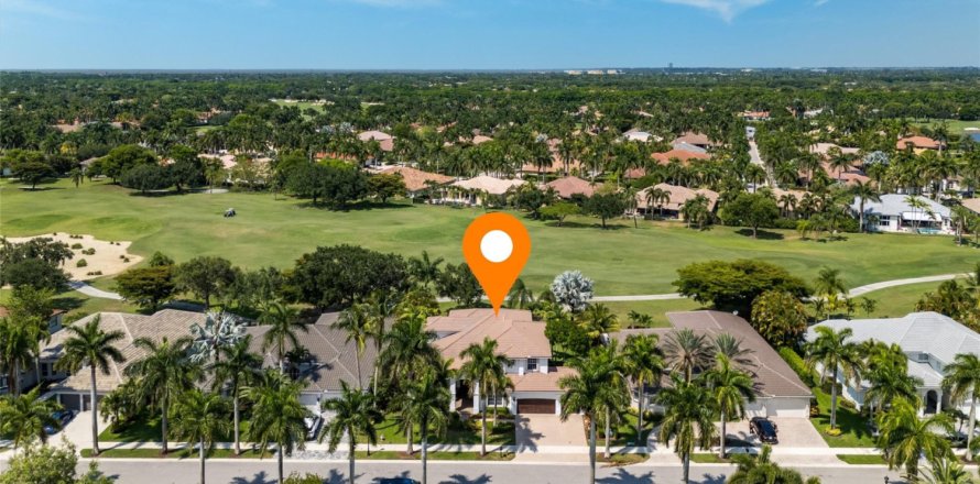 Casa en Weston, Florida 6 dormitorios, 382.48 m2 № 1142553
