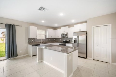 House in Wesley Chapel, Florida 4 bedrooms, 239.87 sq.m. № 1881152 - photo 10