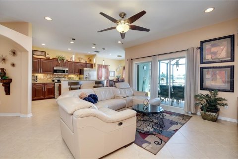 Casa en venta en Parrish, Florida, 4 dormitorios, 187.48 m2 № 2157044 - foto 7