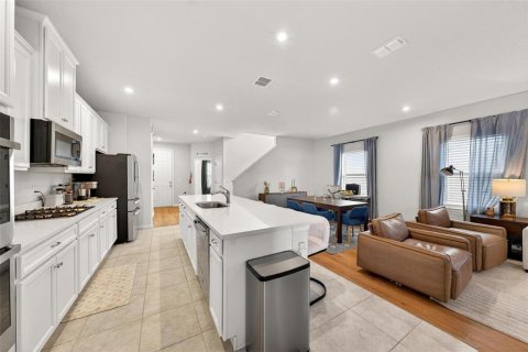 Casa en venta en Apopka, Florida, 3 dormitorios, 198.16 m2 № 2144799 - foto 8