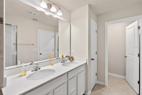 Casa en venta en Apopka, Florida, 3 dormitorios, 198.16 m2 № 2144799 - foto 20
