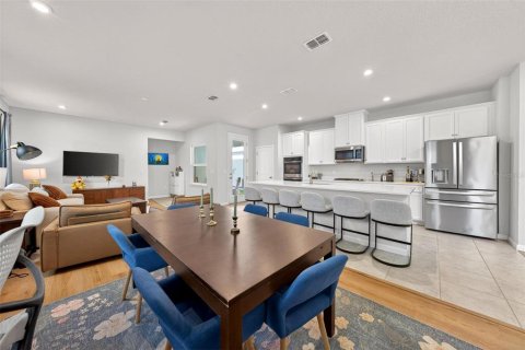 Casa en venta en Apopka, Florida, 3 dormitorios, 198.16 m2 № 2144799 - foto 12