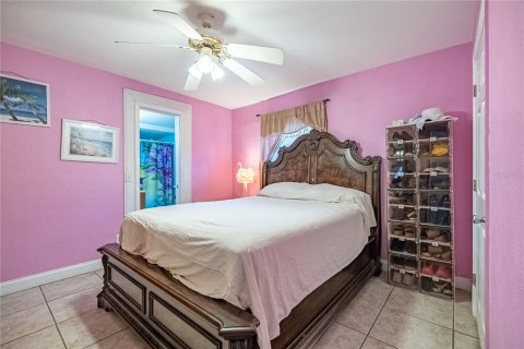 Casa en venta en Tampa, Florida, 2 dormitorios, 100.33 m2 № 2408541 - foto 21