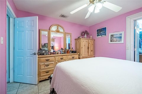 Casa en venta en Tampa, Florida, 2 dormitorios, 100.33 m2 № 2408541 - foto 20