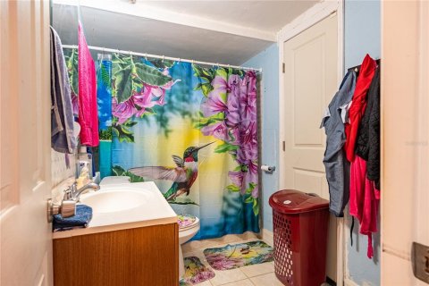 Casa en venta en Tampa, Florida, 2 dormitorios, 100.33 m2 № 2408541 - foto 24