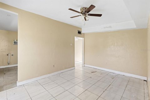 Casa en venta en Orlando, Florida, 3 dormitorios, 82.5 m2 № 2377981 - foto 10