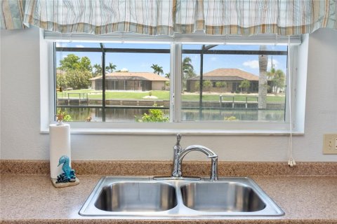 Casa en venta en Port Charlotte, Florida, 3 dormitorios, 140.84 m2 № 1825276 - foto 15