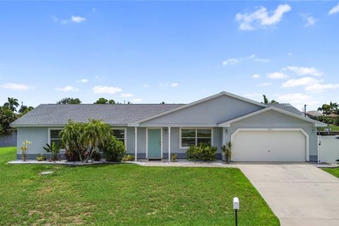 Casa en venta en Port Charlotte, Florida, 3 dormitorios, 140.84 m2 № 1825276 - foto 2