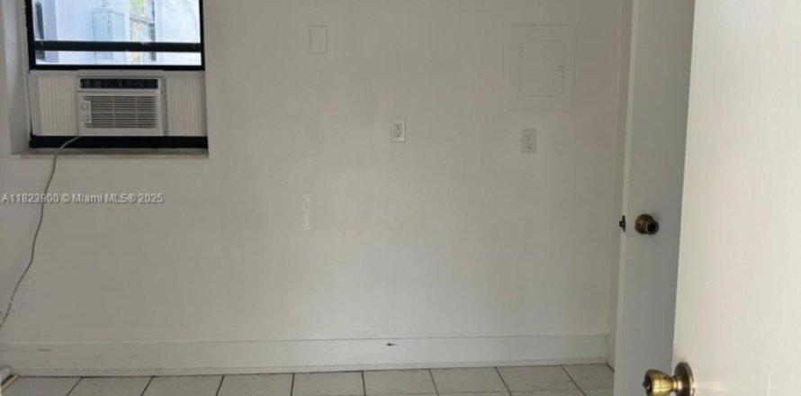 Appartement à Miami, Floride 1 chambre № 1788645