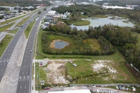 Propiedad comercial en alquiler en Lutz, Florida, 278.71 m2 № 1519925 - foto 2