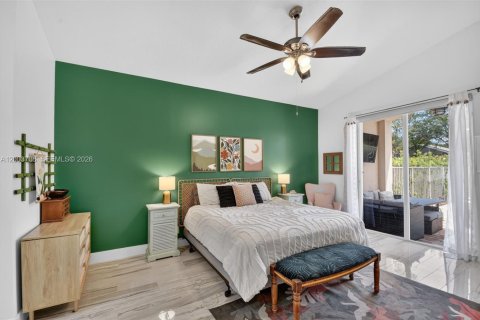 House in Lake Worth, Florida 4 bedrooms, 197.42 sq.m. № 2068843 - photo 25