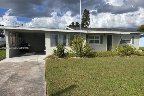 Villa ou maison à vendre à Englewood, Floride: 2 chambres № 1994391 - photo 4