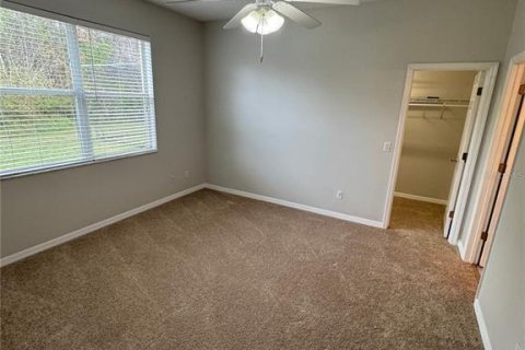 Villa ou maison à louer à Orlando, Floride: 4 chambres, 179.86 m2 № 2149355 - photo 25