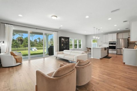 House in Palm Coast, Florida 4 bedrooms, 225.1 sq.m. № 1854607 - photo 8